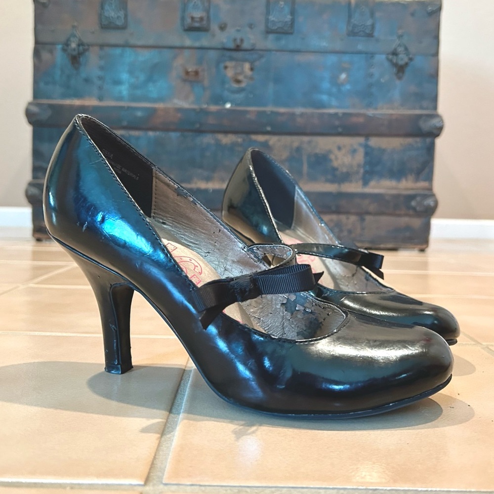 Black 2” Heels